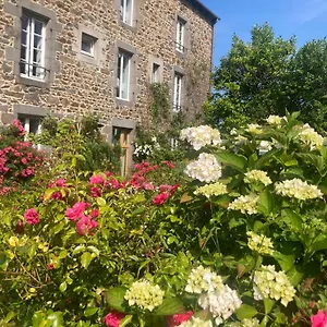 D Hôtes Du Moulin à Papier Bed & Breakfast