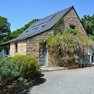 Le Clos De La Lande Vallée Affittacamere